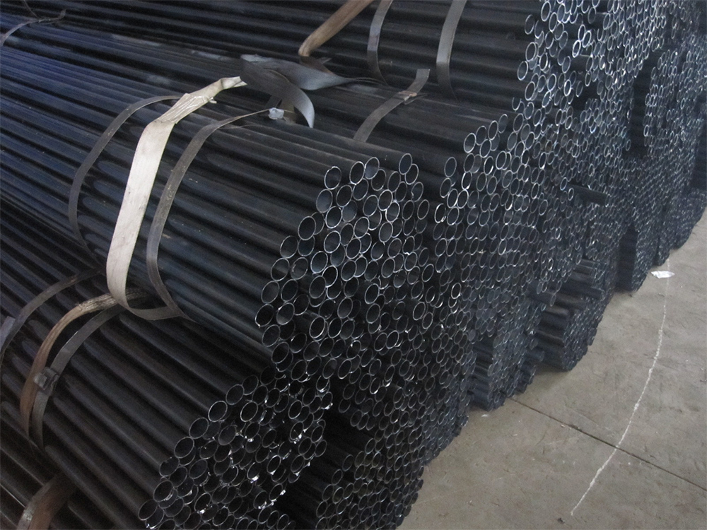 1_0003_black round pipe (7)